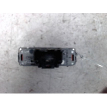 BOUTON DE WARNING FORD GALAXY 2 PHASE 2 2.0 TDCI - 16