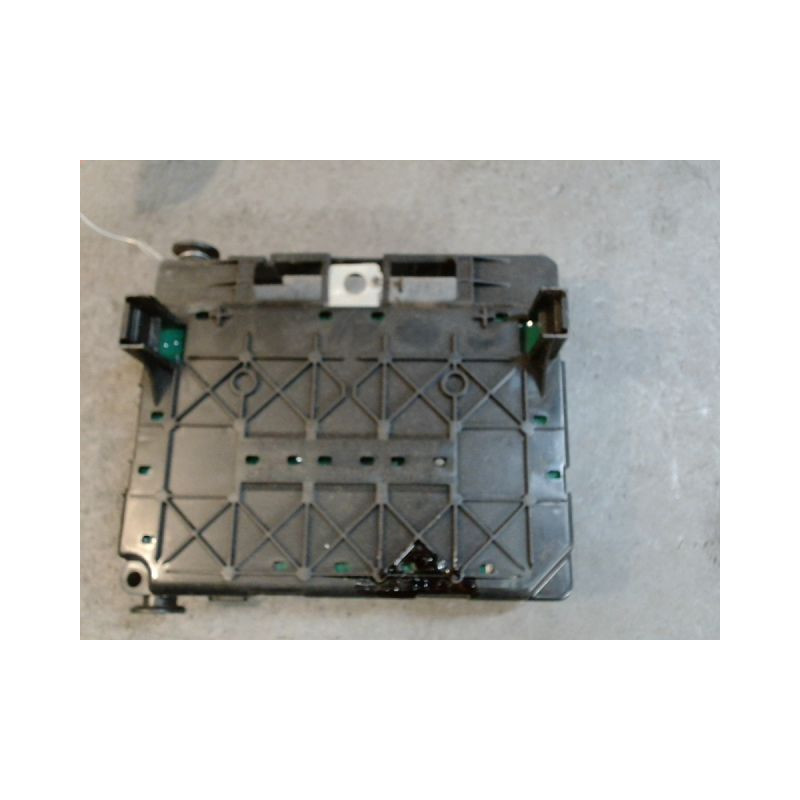 BOITE A FUSIBLES PEUGEOT 206  DIESEL