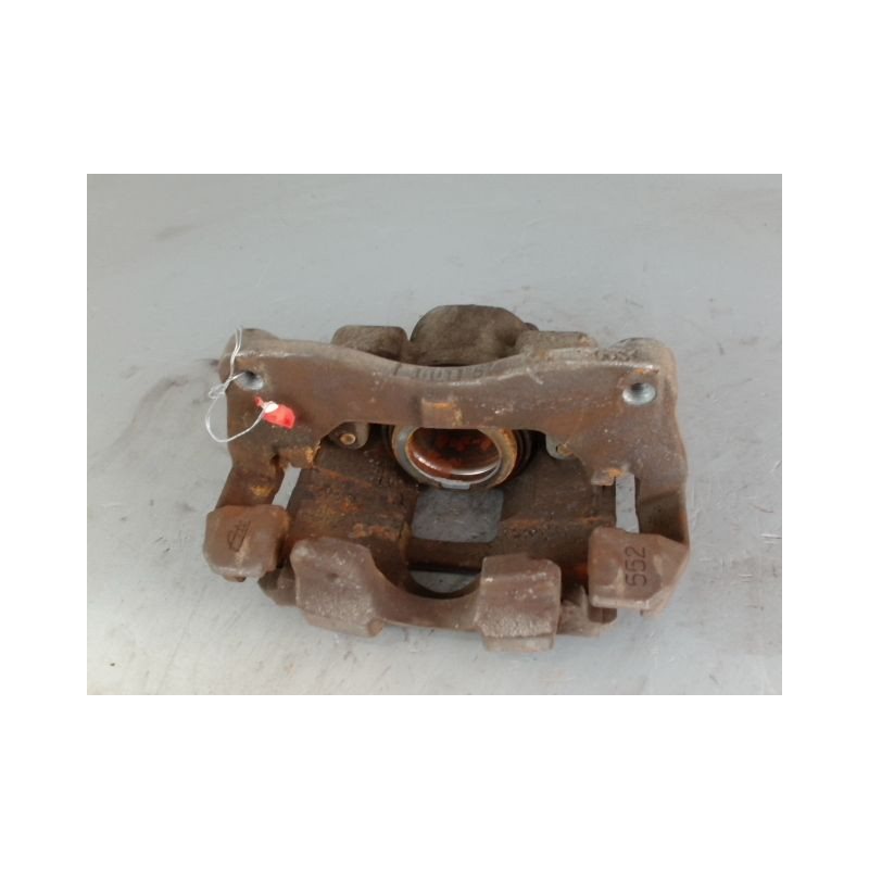 ETRIER DE FREIN AVANT DROIT TOYOTA YARIS 3 PHASE 2 1.5I - 16V HYB