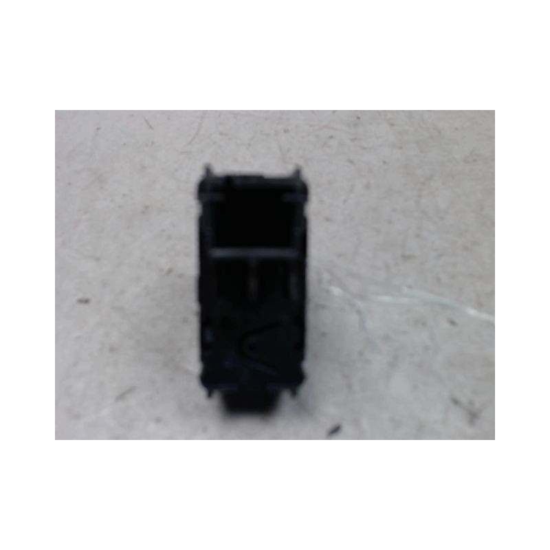 COMMANDE LEVE-GLACE PORTE AVD CITROEN C4 2 PHASE 1 1.6 BLUE HDI - 8V