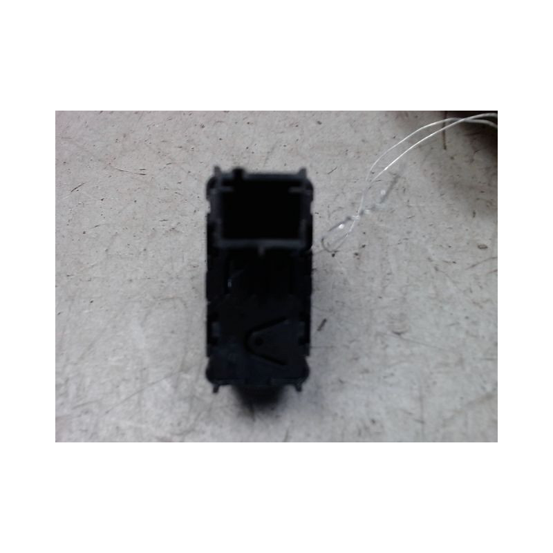 COMMANDE LEVE-GLACE PORTE ARG CITROEN C4 2 PHASE 1 1.6 BLUE HDI - 8V