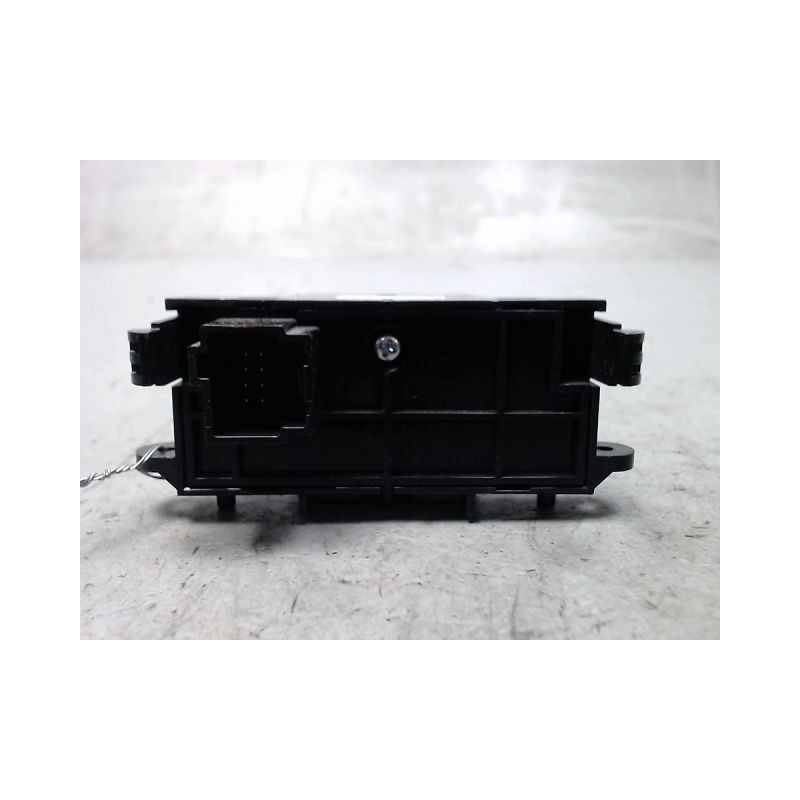 INTERIEUR COMMANDE FREIN A MAIN VOLVO S 60 2 PHASE 1 2.0 D3 - 20V L5