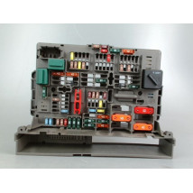 PLATINE FUSIBLE AVANT BMW SERIE 1 E87 PHASE 2 DIESEL