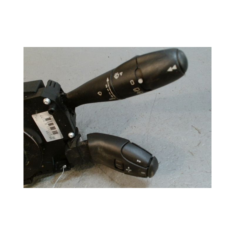BLOC COMMODOS PEUGEOT 207 ESSENCE
