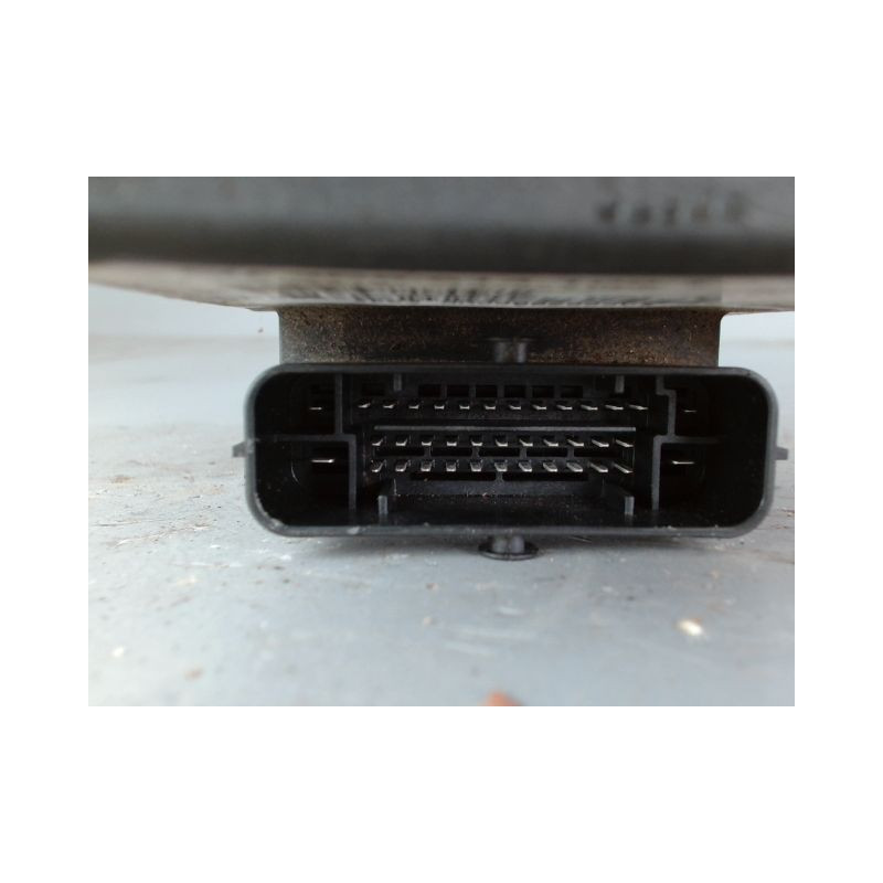 UNITE HYDRAULIQUE ABS VOLKSWAGEN PASSAT 5 1.9 TDI - 8V TURBO