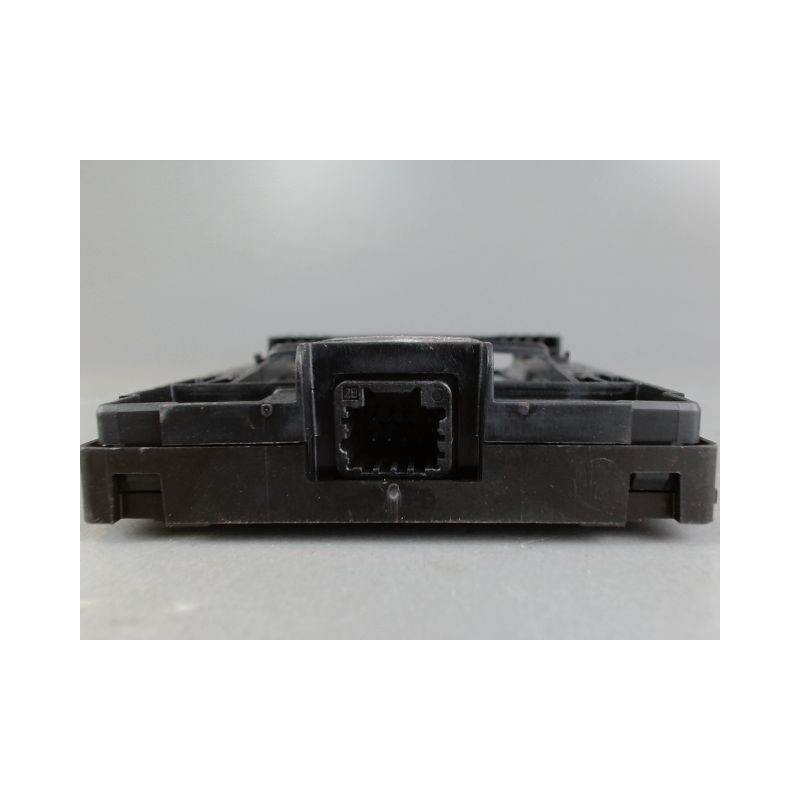 LECTEUR DE CARTE RENAULT MEGANE 3 PHASE 3 LIFE  ESSENCE