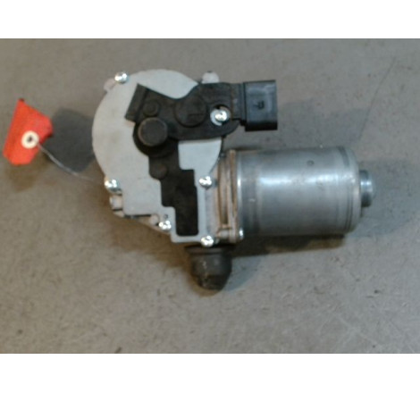 MOTEUR ESSUIE-GLACE AV