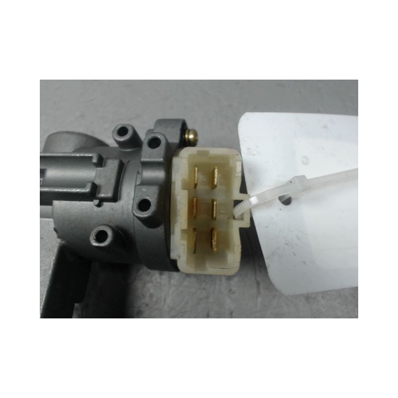 ANTIVOL DE DIRECTION HYUNDAI GETZ -05