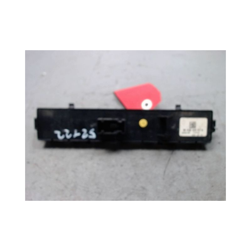 BOUTON DE WARNING PEUGEOT 3008 1 PHASE 1 2.0 HDI - 16V T