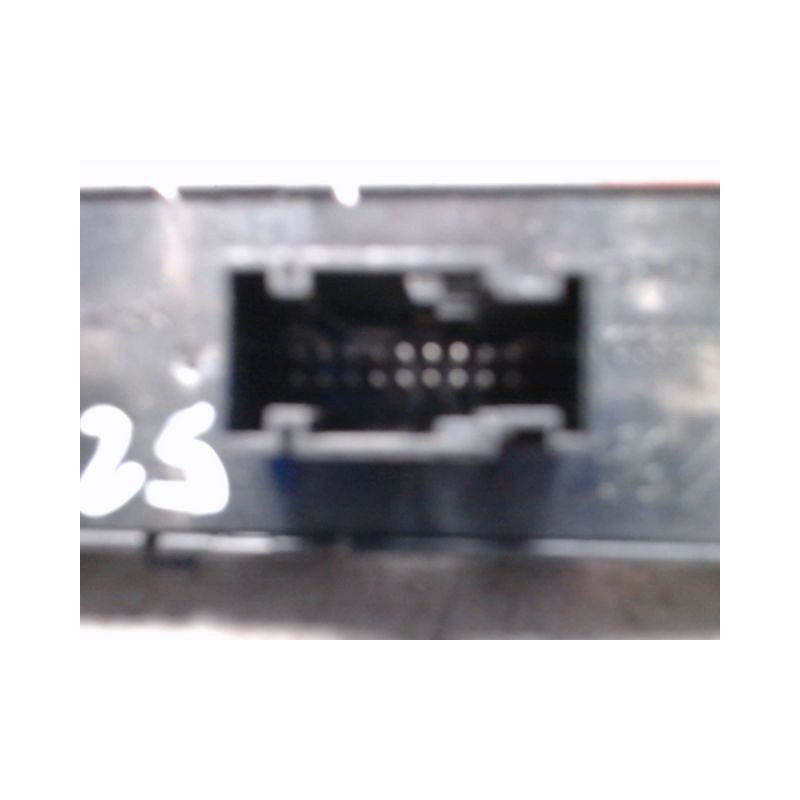 BOUTON DE WARNING PEUGEOT 3008 1 PHASE 1 2.0 HDI - 16V T