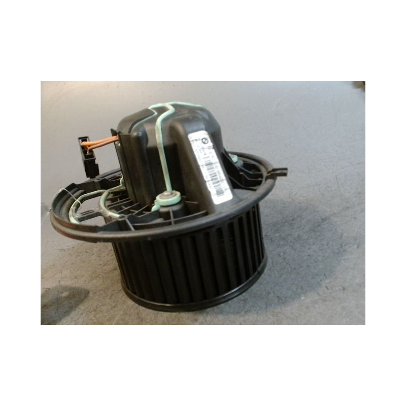 MOTEUR VENTILATEUR CHAUFFAGE BMW SERIE 1 E87 PHASE 2 116I 2.0I