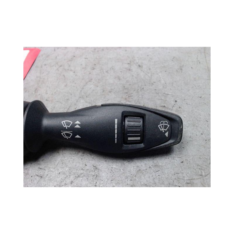 COMMANDE ESSUIE GLACE FORD FIESTA 6 PHASE 1 ESSENCE