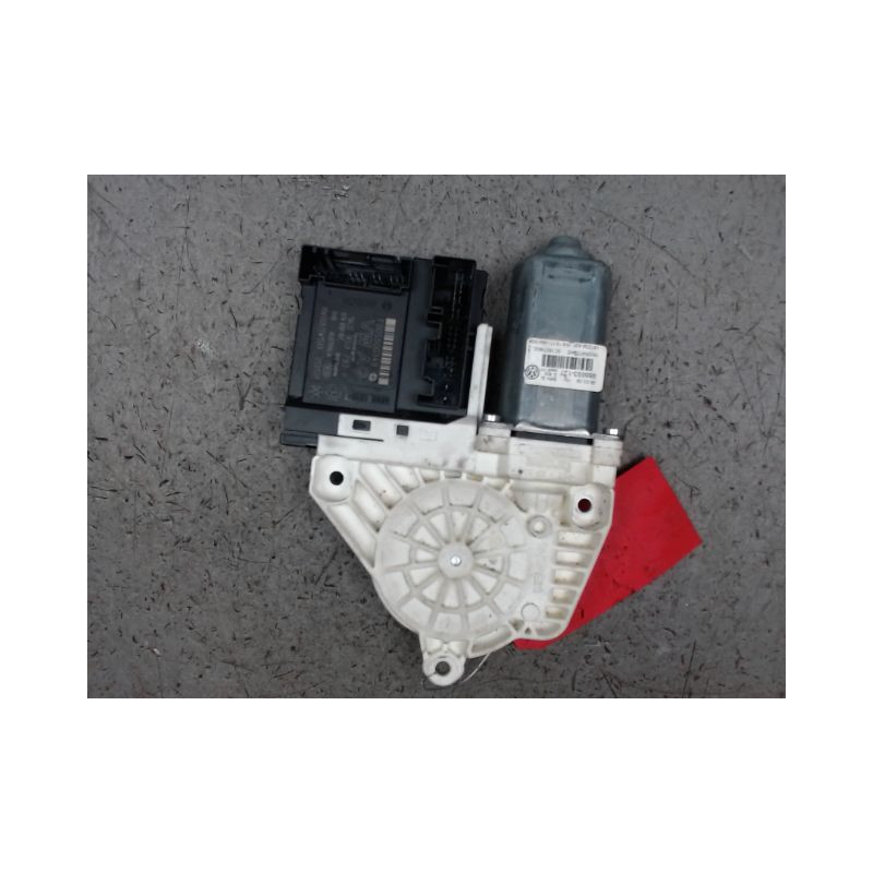 MODULE DE LEVE-GLACE AVD VOLKSWAGEN PASSAT 5 1.9 TDI - 8V TURBO
