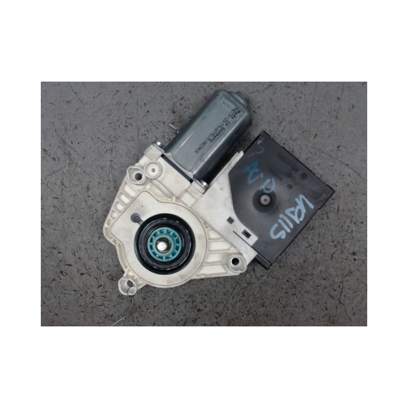 MODULE DE LEVE-GLACE AVD VOLKSWAGEN PASSAT 5 1.9 TDI - 8V TURBO