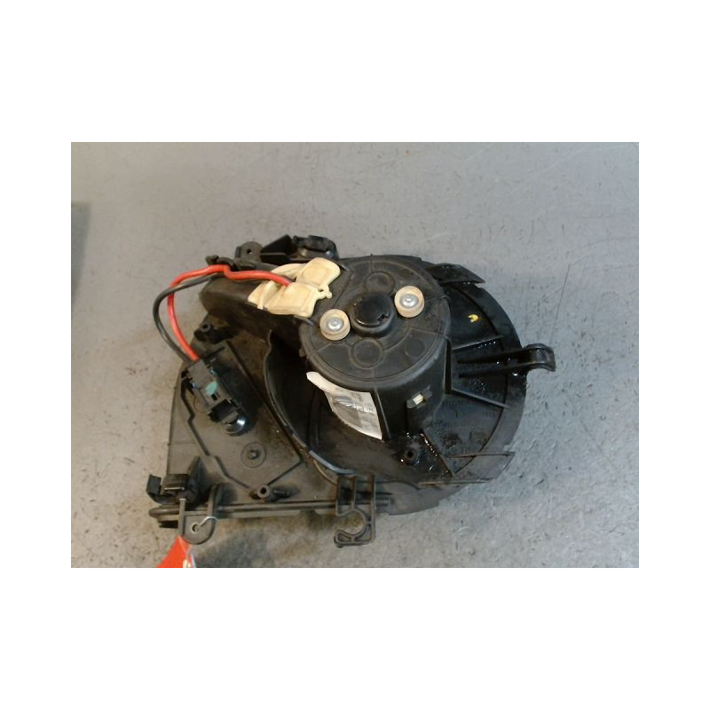 MOTEUR VENTILATEUR CHAUFFAGE PEUGEOT EXPERT 2 2.0 HDI - 16V TURBO