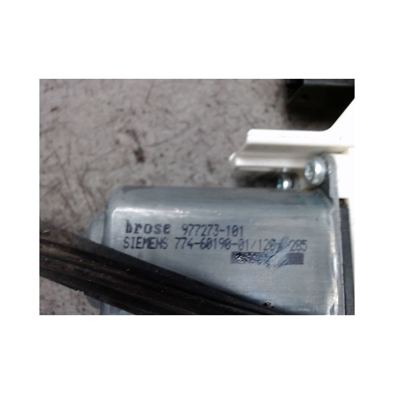 MECANISME+MOTEUR LEVE-GLACE AVANT GAUCHE AUDI Q7 1 PHASE 1 3.0 TDI - 24V V6