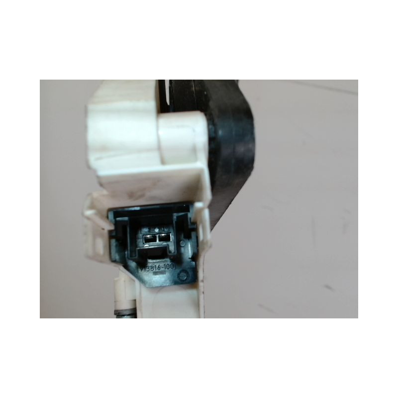 MECANISME+MOTEUR LEVE-GLACE AVANT GAUCHE AUDI A1 1 PHASE 1 1.6 TDI - 16V TUR