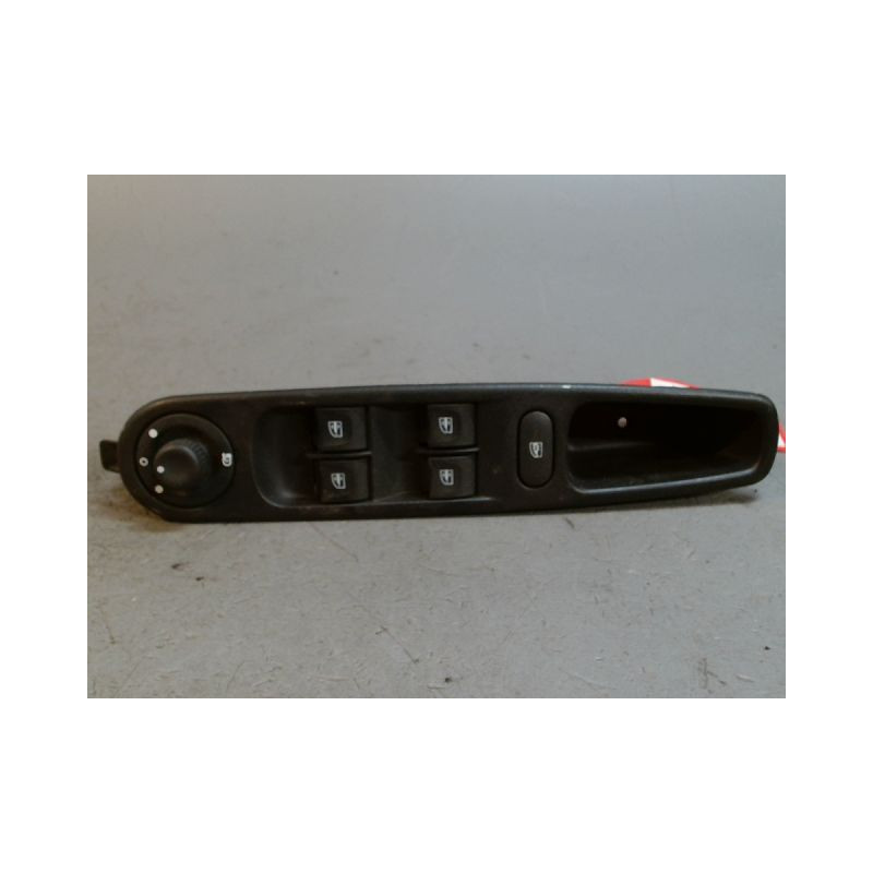 COMMANDE LEVE-GLACE PORTE AVG RENAULT ZOE