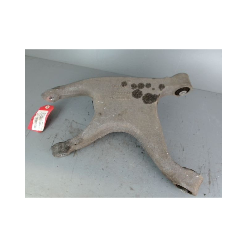TRIANGLE INFERIEUR ARRIERE GAUCHE AUDI A4 3 PHASE 1 DIESEL