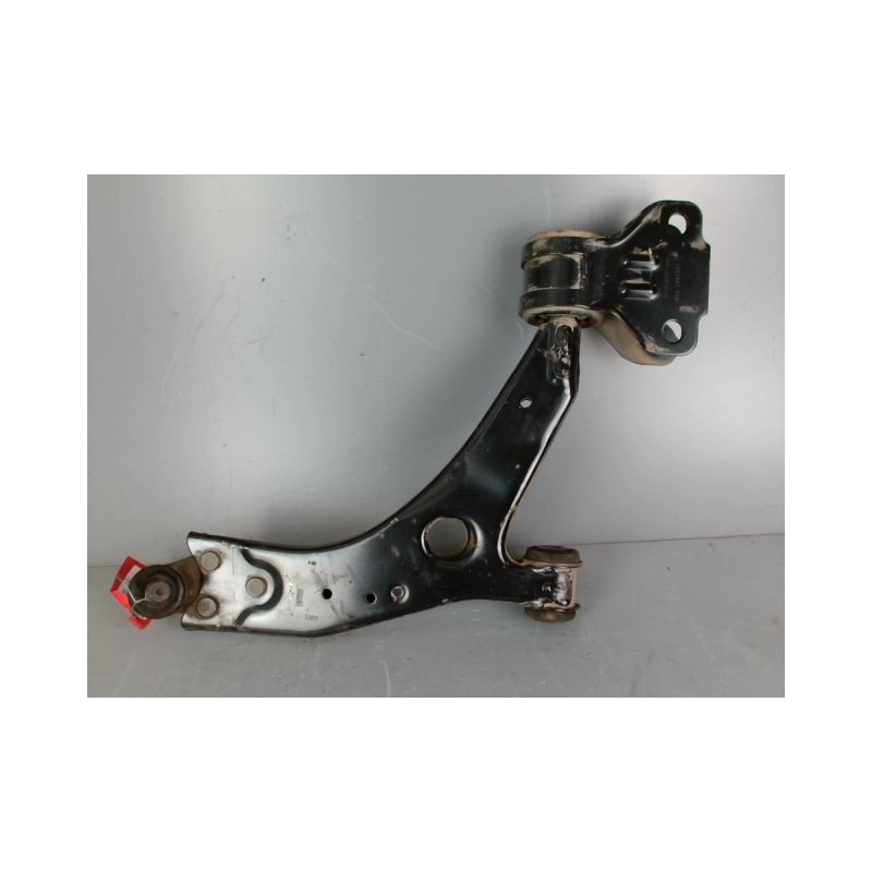 TRIANGLE INFERIEUR AVANT DROIT FORD FOCUS 3 PHASE 2 1.0I - 12V TUR