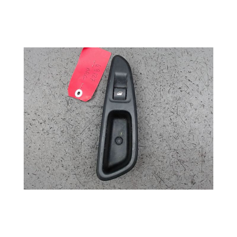 COMMANDE LEVE-GLACE PORTE ARG PEUGEOT 308 1 SW PHASE 1 BREAK 1.6 THP