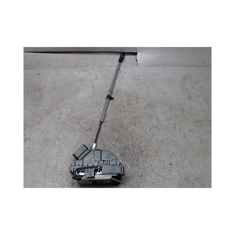 SYSTEME CONDAMNATION ARRIERE GAUCHE FORD FIESTA 6 PHASE 1 1.25I - 16V