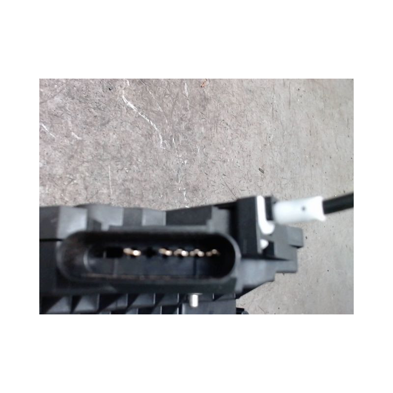 SYSTEME CONDAMNATION ARRIERE GAUCHE FORD FIESTA 6 PHASE 1 1.25I - 16V