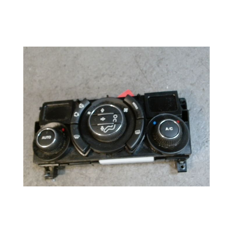 COMMANDE DE CHAUFFAGE PEUGEOT 3008 1  DIESEL