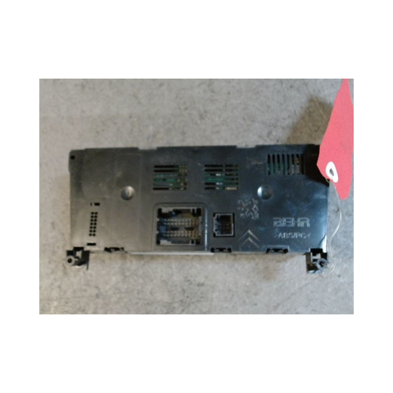COMMANDE DE CHAUFFAGE PEUGEOT 3008 1  DIESEL