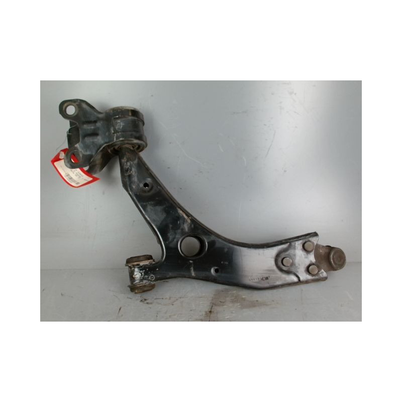 TRIANGLE INFERIEUR AVANT DROIT FORD FOCUS 3 PHASE 2 BREAK 1.6 TDCI