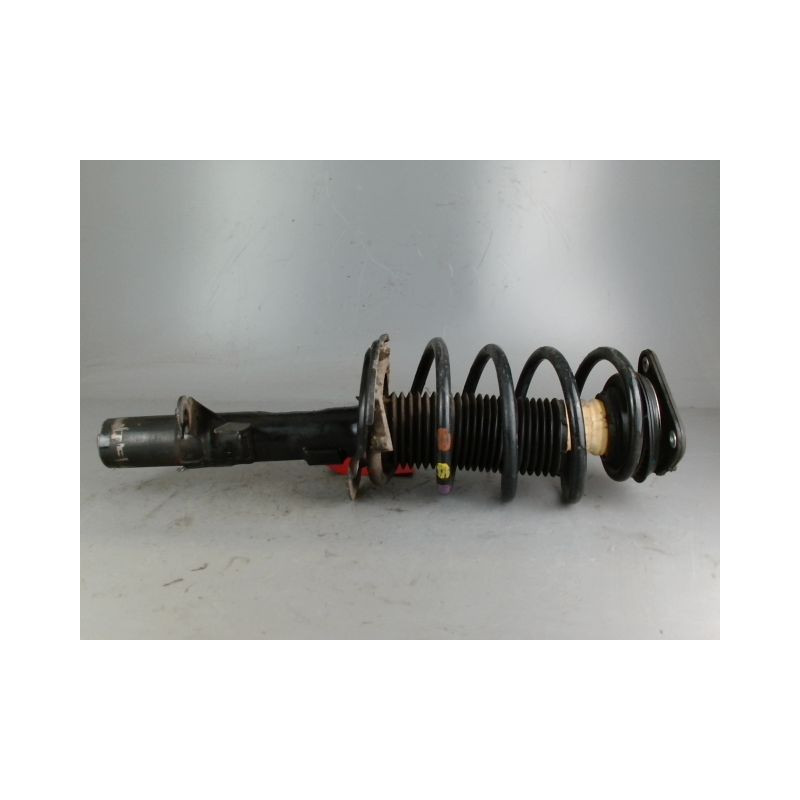 AMORTISSEUR AVANT DROIT FORD FOCUS 3 PHASE 2 BREAK 1.6 TDCI