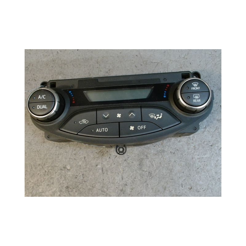 COMMANDE DE CHAUFFAGE TOYOTA YARIS 3 PHASE 2 1.5I - 16V HYB