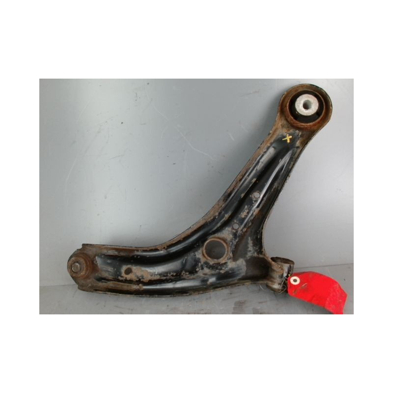 TRIANGLE INFERIEUR AVANT GAUCHE FORD FIESTA 6 PHASE 1 ESSENCE