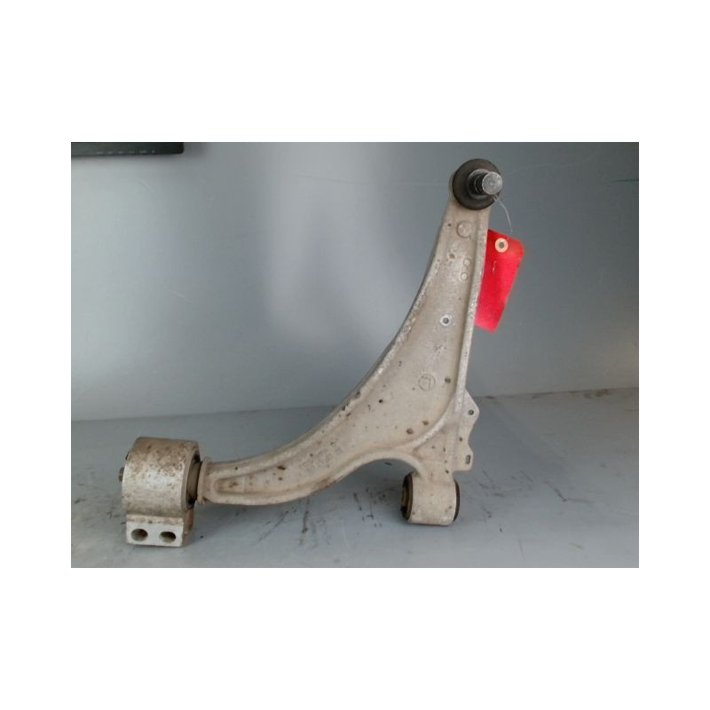 TRIANGLE INFERIEUR AVANT GAUCHE OPEL ASTRA J PHASE 1 BREAK  ESSENCE