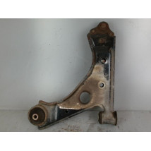 TRIANGLE INFERIEUR AVANT DROIT OPEL CORSA D PHASE 1  ESSENCE