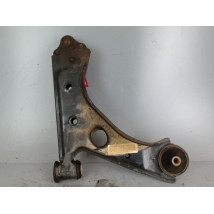TRIANGLE INFERIEUR AVANT GAUCHE OPEL CORSA D PHASE 1  ESSENCE