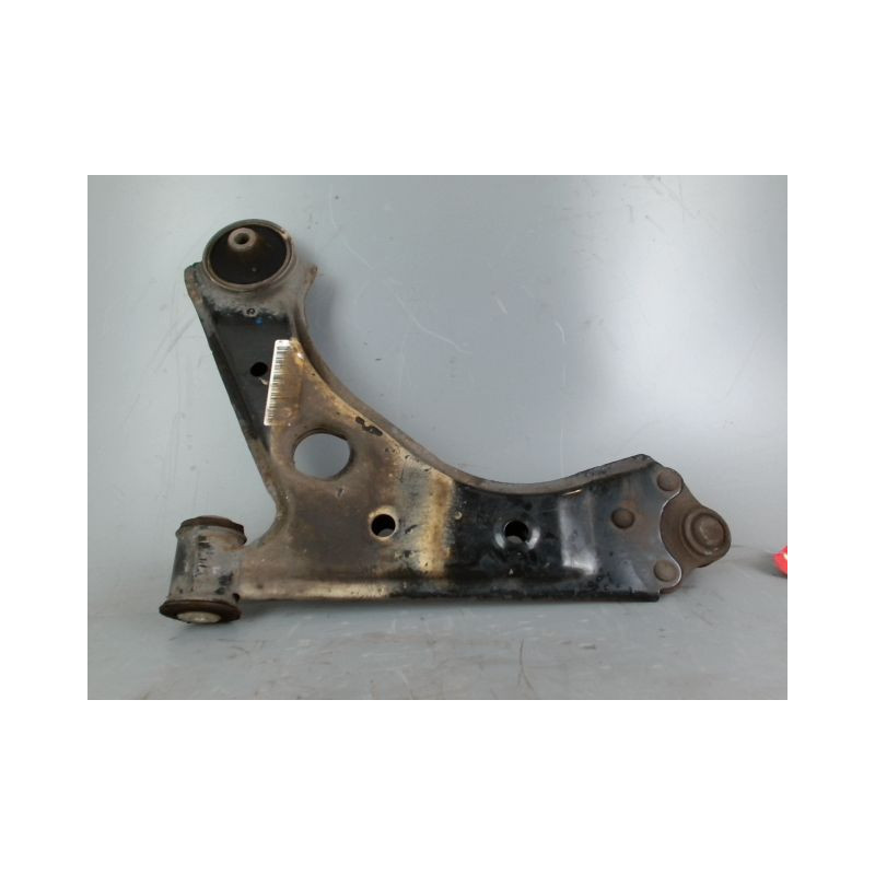 TRIANGLE INFERIEUR AVANT DROIT OPEL CORSA D PHASE 2 1.3 CDTI - 16V