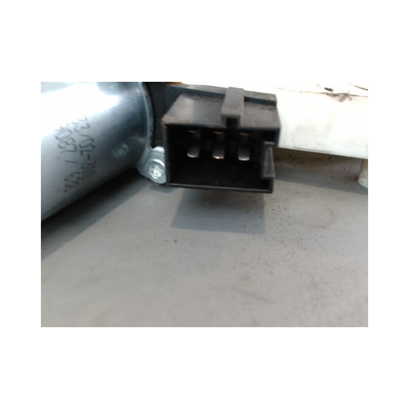 MECANISME+MOTEUR LEVE-GLACE ARRIERE GAUCHE MERCEDES CLASSE B 245 PHASE 1  DIESEL
