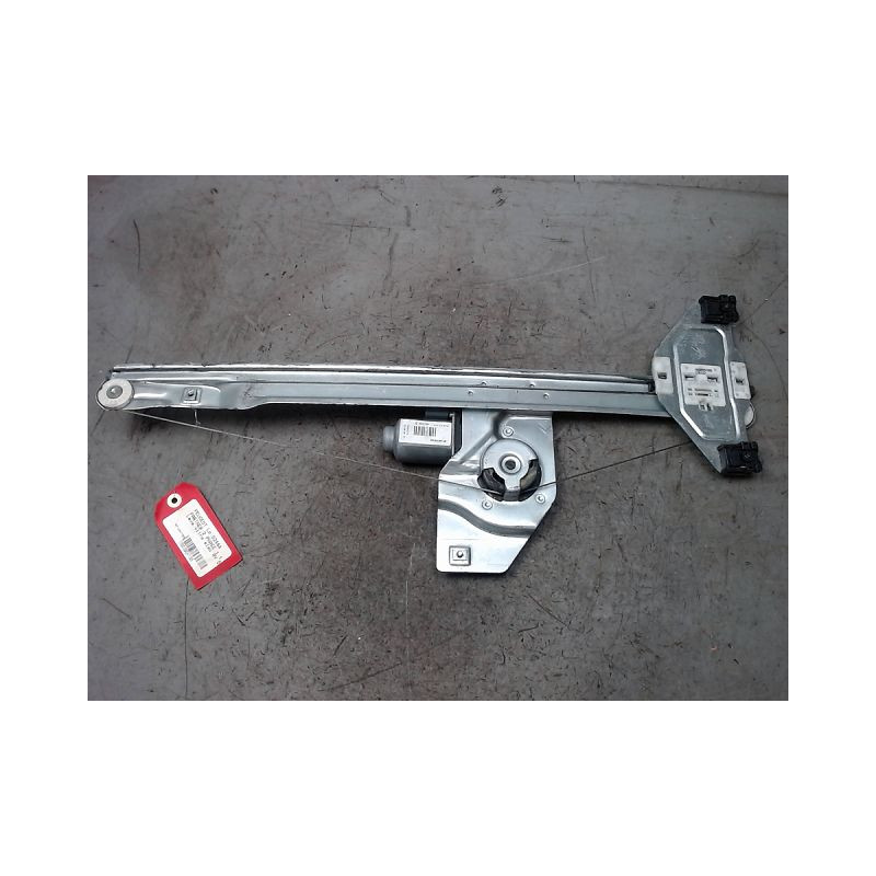 MECANISME+MOTEUR LEVE-GLACE AVANT DROIT PEUGEOT PARTNER 2 PHASE 1 1.6 HDI - 8V