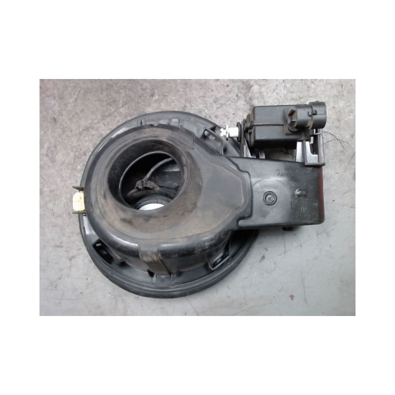 VOLET DE TRAPPE CARBURANT OPEL ASTRA J PHASE 1 BREAK  ESSENCE