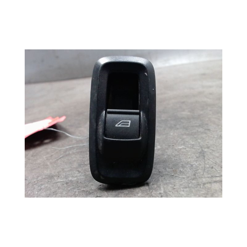 COMMANDE LEVE-GLACE PORTE ARD FORD FIESTA 6 PHASE 1 ESSENCE