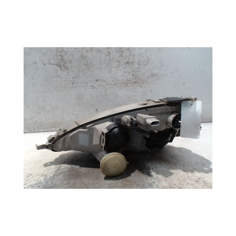 PHARE DROIT MERCEDES CLASSE A - 2001