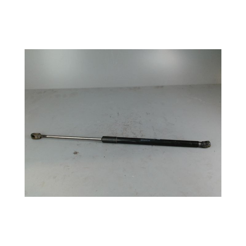 VERIN HAYON G MERCEDES CLASSE B 246 PHASE 1 180 1.8 C