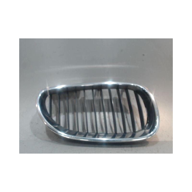 GRILLE CALANDRE DROIT B.M.W. SERIE 5