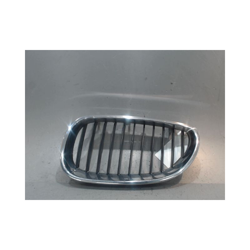 GRILLE CALANDRE GAUCHE B.M.W. SERIE 5