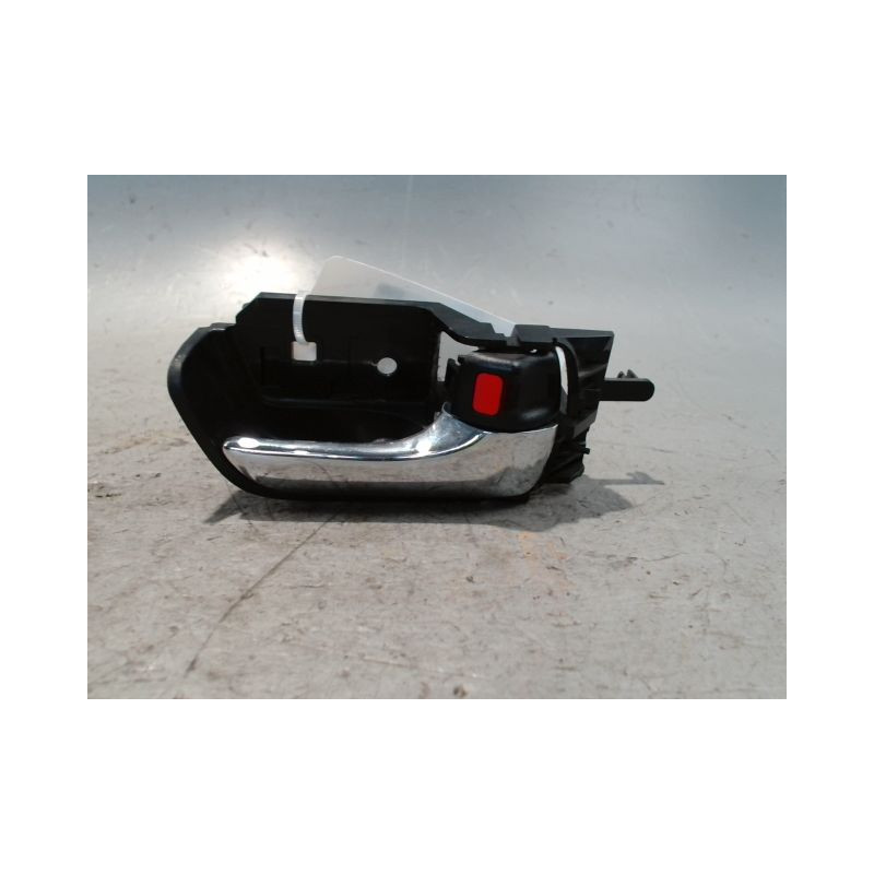 POIGNEE INTERIEURE PORTE AVANT DROIT TOYOTA PRIUS 2004-