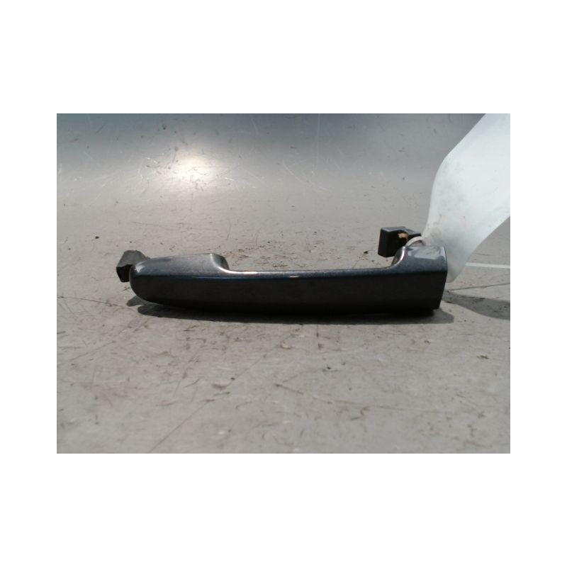 POIGNEE EXTERIEURE PORTE AVANT DROIT TOYOTA PRIUS 2004-