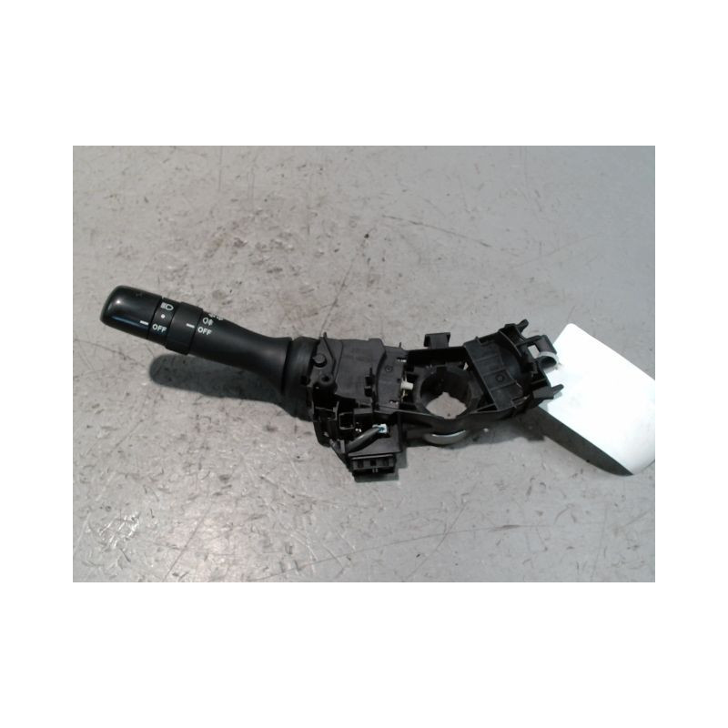 COMMANDE CLIGNOTANT TOYOTA PRIUS 2004-