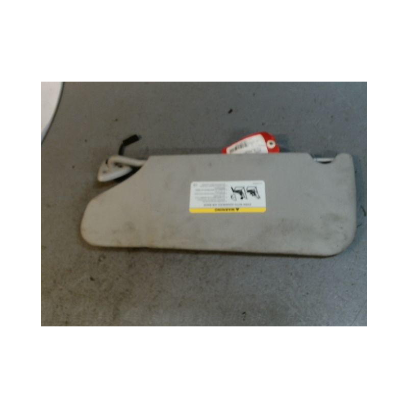 PARE-SOLEIL D CHRYSLER 300C PHASE 1 BREAK .  DIESEL