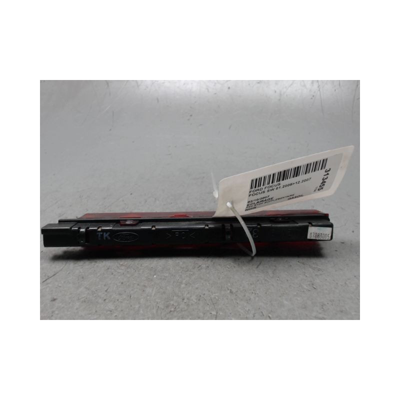 FEUX STOP SUPPLEMENTAIRE FORD FOCUS SW 2005-2007